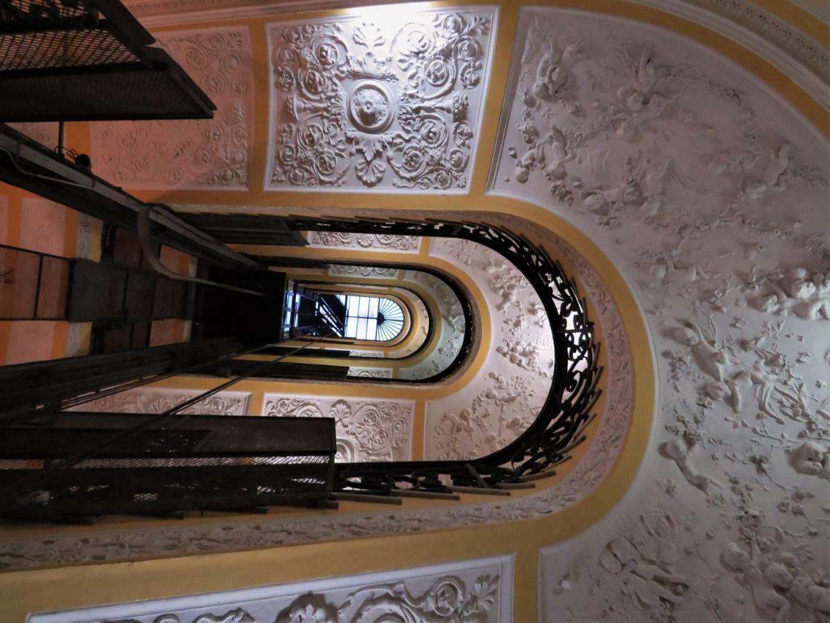 Domus Sibyllina, Galleria Umberto I Napoli Eksteriør bilde