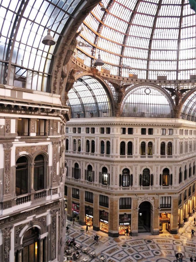 Domus Sibyllina, Galleria Umberto I Napoli Eksteriør bilde