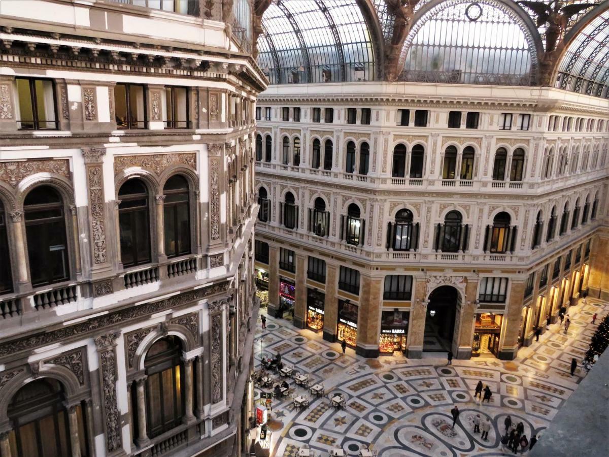 Domus Sibyllina, Galleria Umberto I Napoli Eksteriør bilde